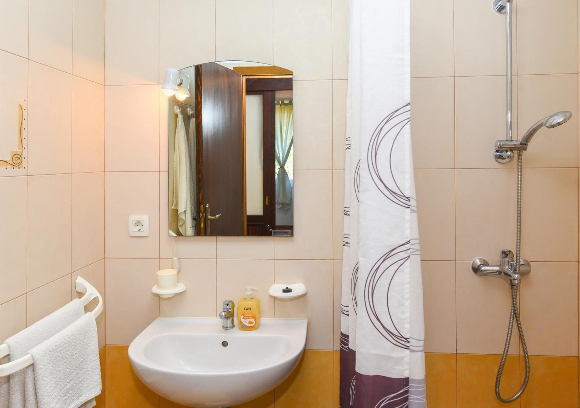 Apartment Bruna 653 Рабац Екстериор снимка