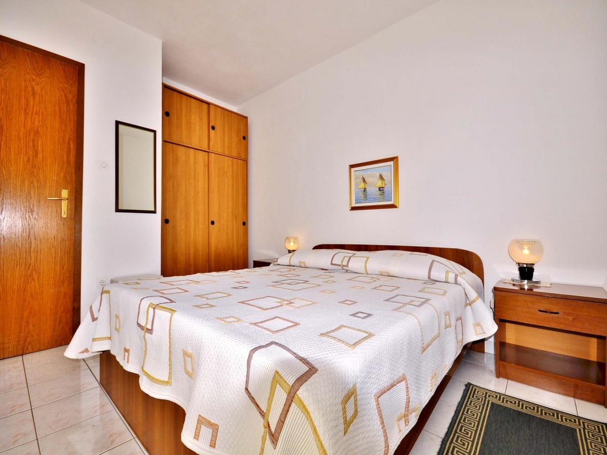 Apartment Bruna 653 Рабац Екстериор снимка