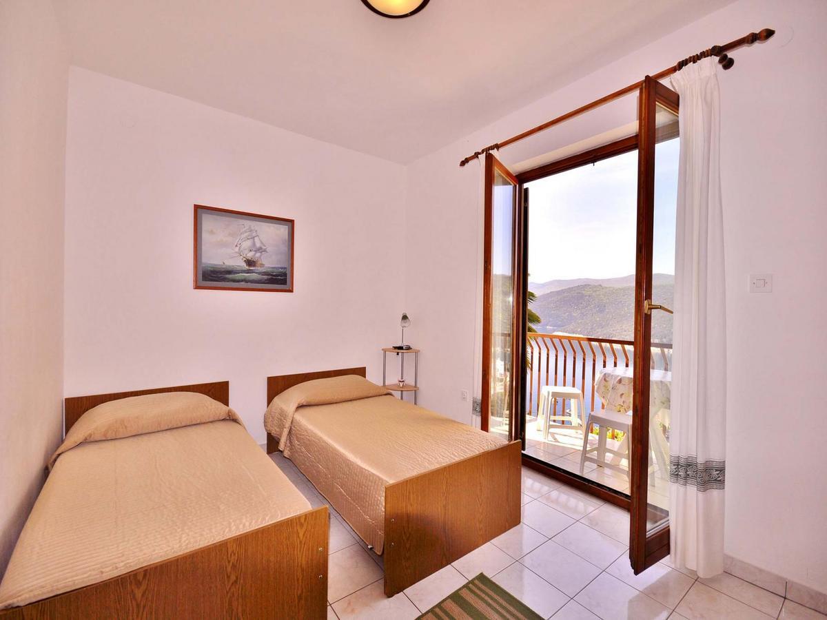 Apartment Bruna 653 Рабац Екстериор снимка