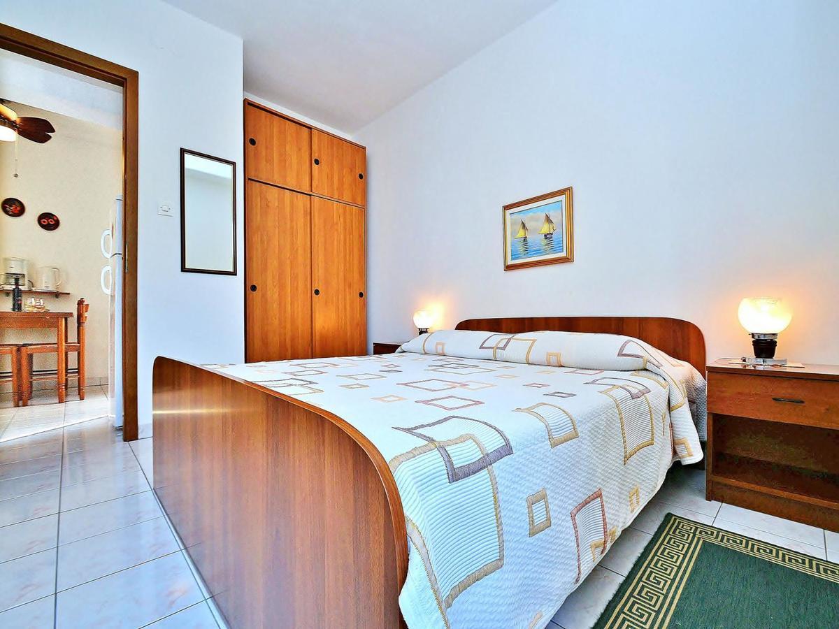 Apartment Bruna 653 Рабац Екстериор снимка